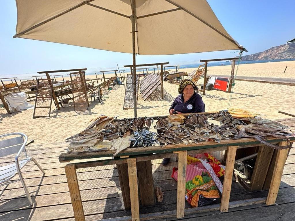 100 Meters From The Beach! Rua Da Regeneracao Nazaré Zewnętrze zdjęcie